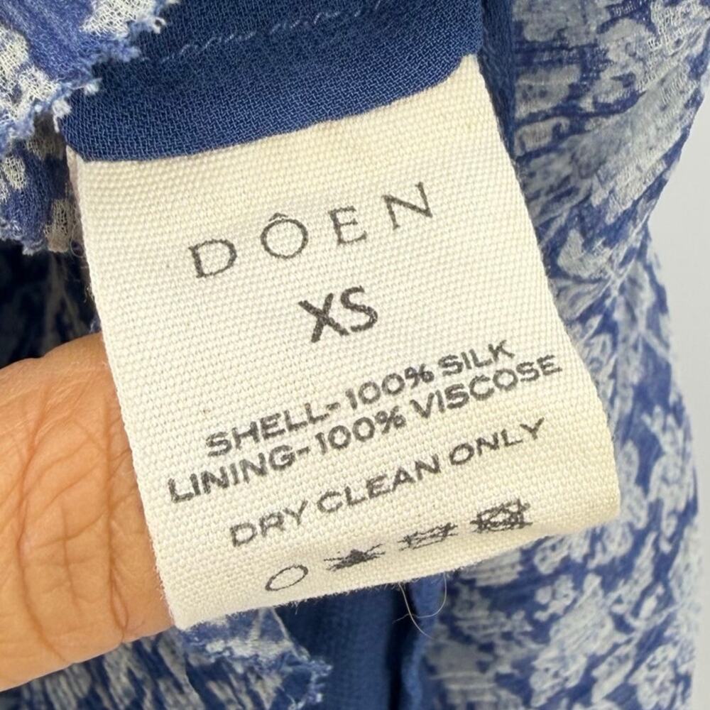 Doen | Antoinette Floral Silk Chiffon Maxi Dress in Porcelain Blue Tea Floral XS - Picture 16 of 16